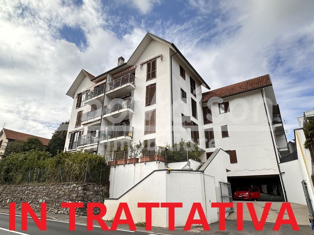 BESOZZO trilocale con box