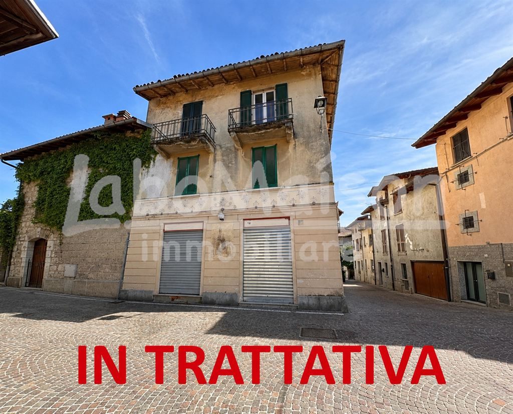 GAVIRATE Casa Semindipendente